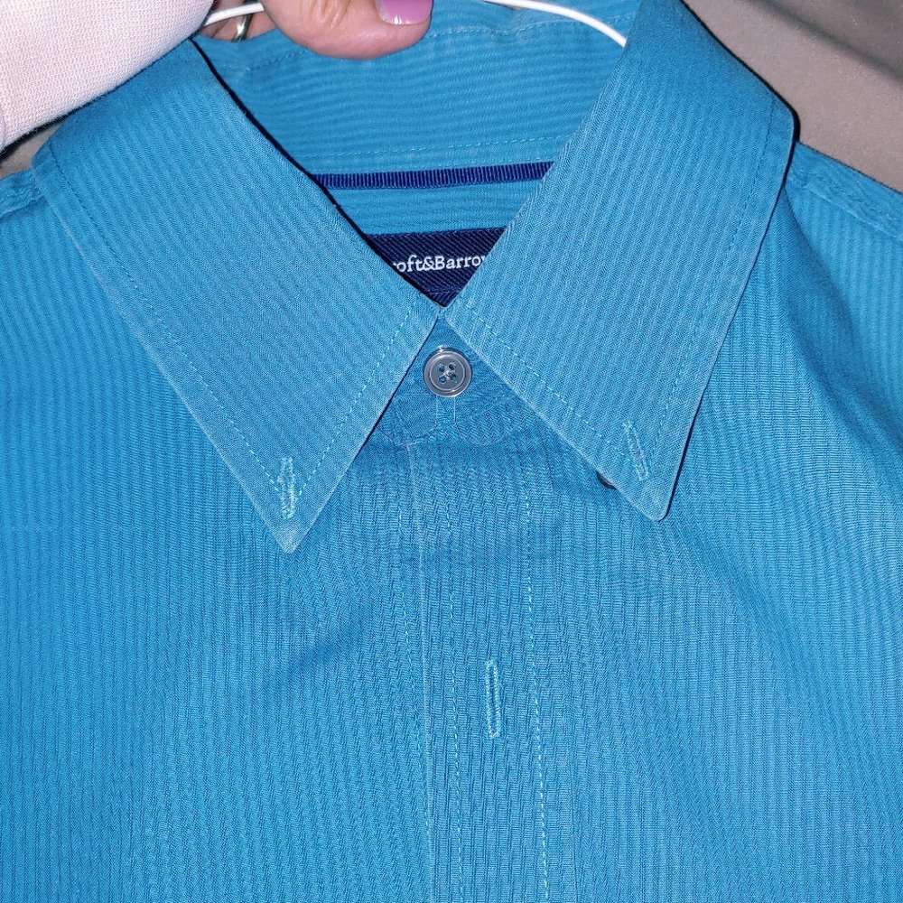 Croft&Barrow Mens Medium dress shirt